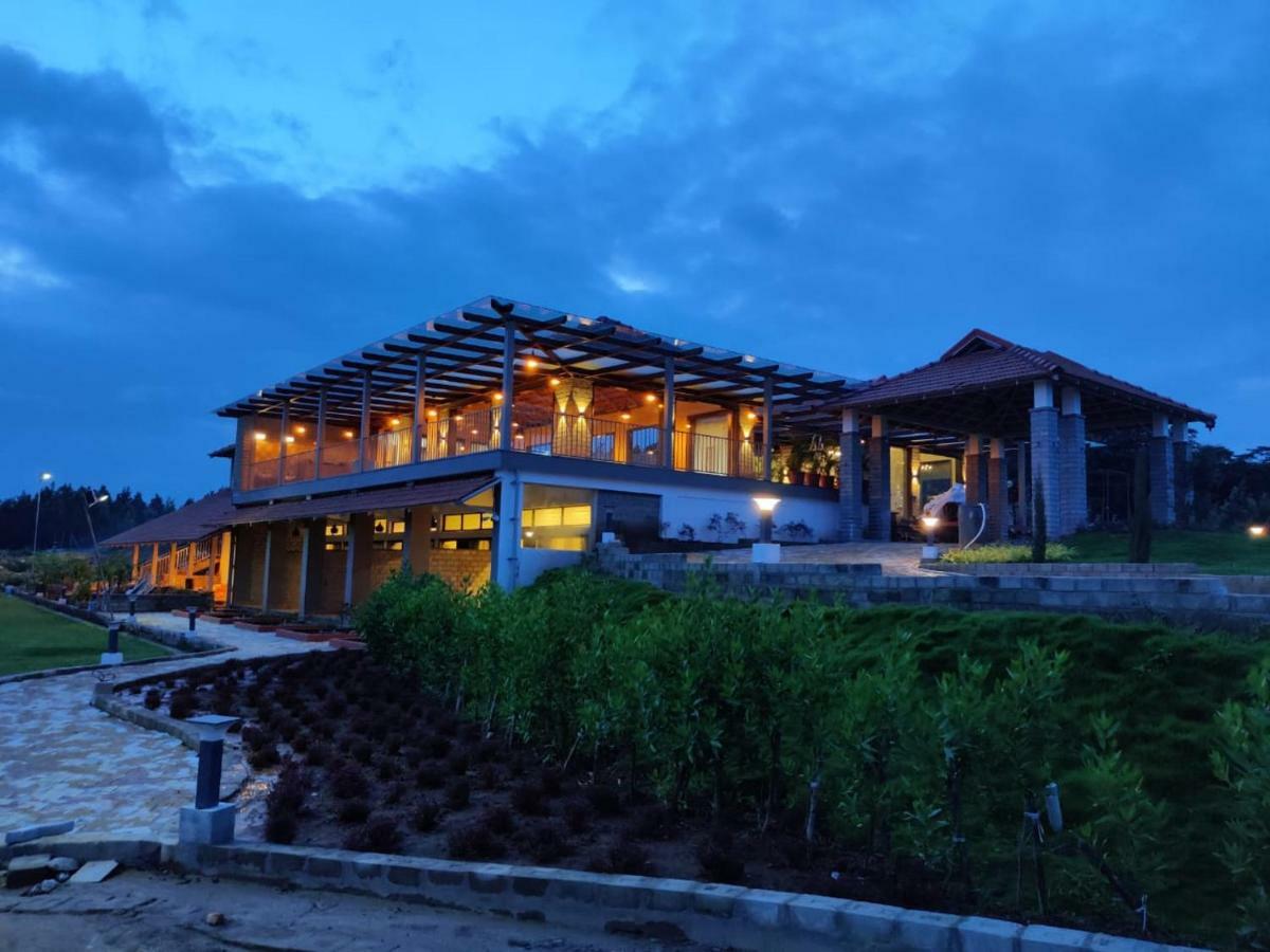 Biranji Aqua Retreat Hotel Chikmagalur Exterior photo